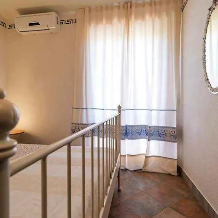 Сasa de vacaciones Holiday In 50650 Agrustos